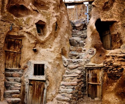 Iran-Cave-dwellings-of-Kandovan