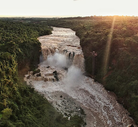 Paraguay-Saltos-del-Monday