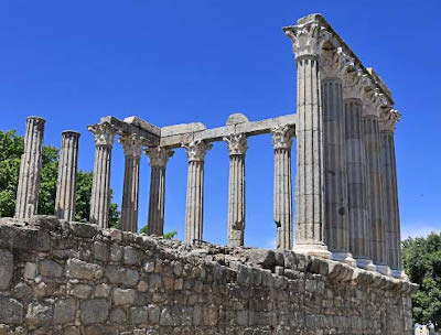 Portugal-The-Roman-Temple-of-Evora
